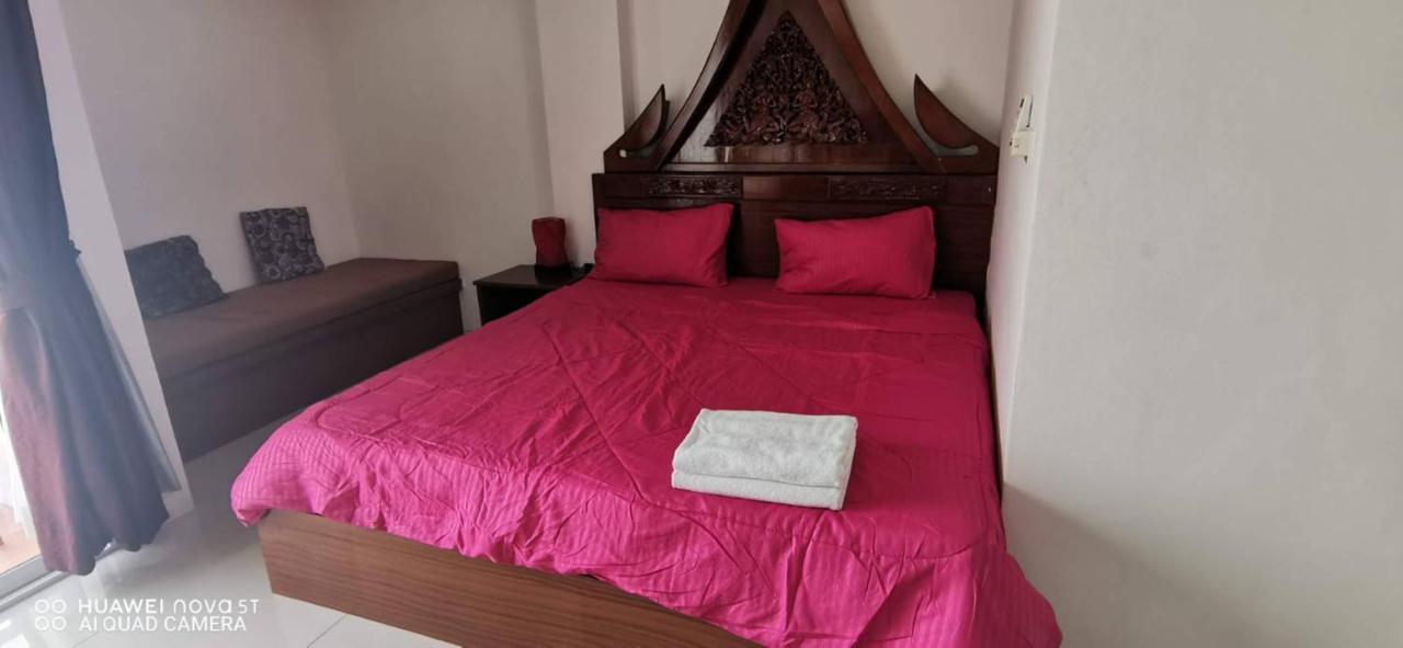 Sure Guesthouse Pantai Kamala Luaran gambar