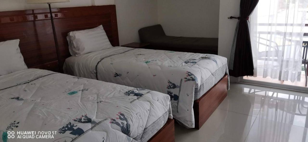 Sure Guesthouse Pantai Kamala Luaran gambar